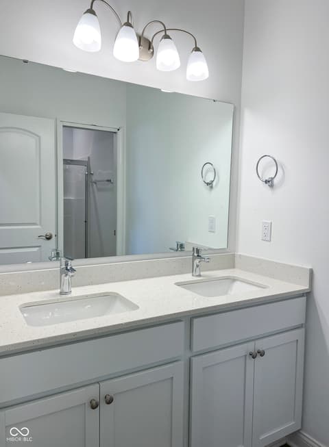 Photo of 6621 12 Oaks Drive, Anderson, IN