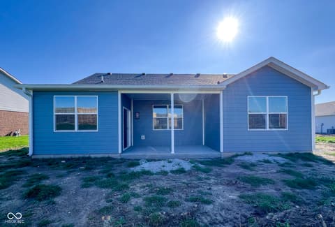 Photo of 6621 12 Oaks Drive, Anderson, IN