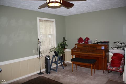 Family room at 8437 Lockwood Lane, Indianapolis, IN