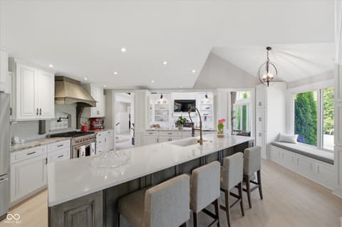 Photo of 21187 Westbay Circle, Noblesville, IN