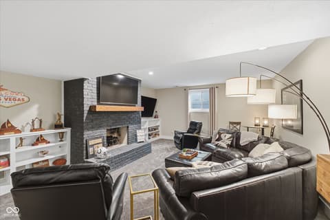 Photo of 21187 Westbay Circle, Noblesville, IN