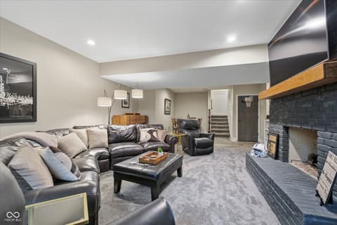 Photo of 21187 Westbay Circle, Noblesville, IN