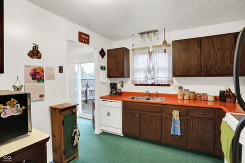 Kitchen at 1515 Canterbury Drive, Shelbyville, IN