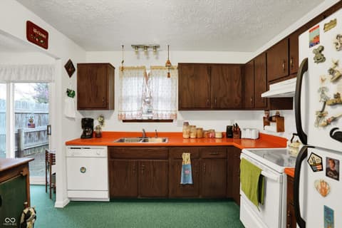 Kitchen at 1515 Canterbury Drive, Shelbyville, IN