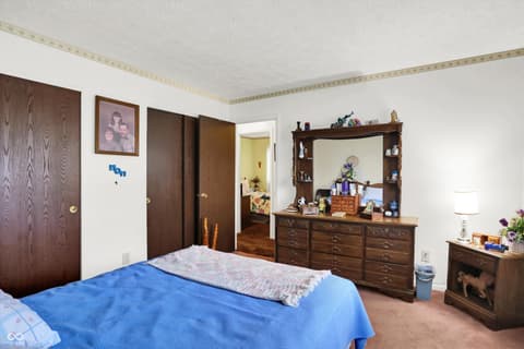 Bedroom at 1515 Canterbury Drive, Shelbyville, IN