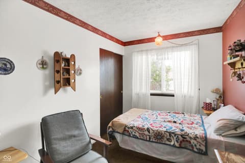 Bedroom at 1515 Canterbury Drive, Shelbyville, IN