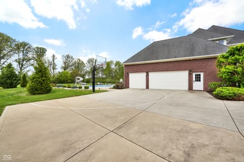 Photo of 10158 Sanctuary Drive, Brownsburg, IN