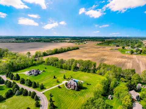 Photo of 10158 Sanctuary Drive, Brownsburg, IN