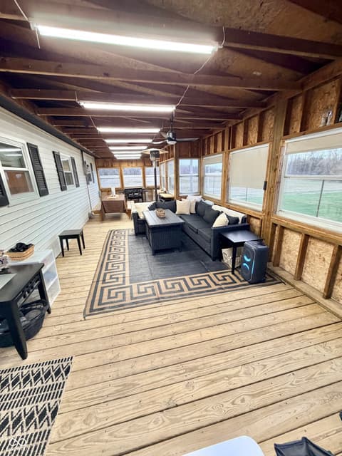 Photo of 8989 S County Road 825 W, Reelsville, IN