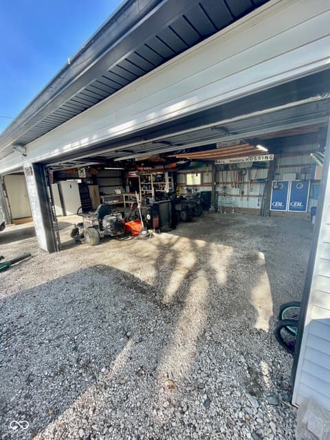 Garage at 8989 S County Road 825 W, Reelsville, IN