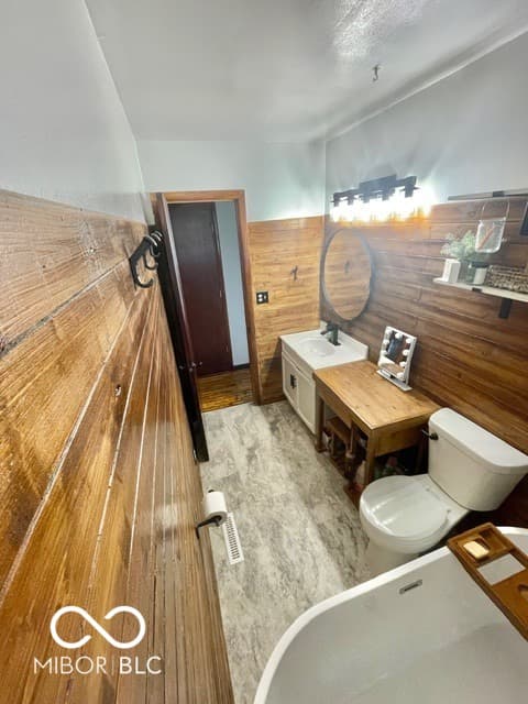 Bathroom at 8989 S County Road 825 W, Reelsville, IN