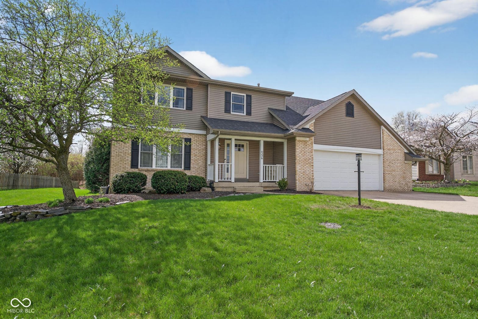 Front exterior at 6226 Headwaters Trail, Fort Wayne, IN