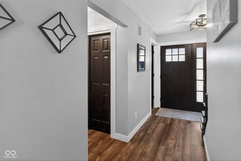 Photo of 6226 Headwaters Trail, Fort Wayne, IN