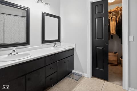 Photo of 6226 Headwaters Trail, Fort Wayne, IN
