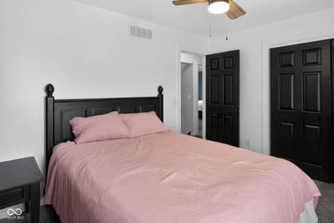 Photo of 6226 Headwaters Trail, Fort Wayne, IN