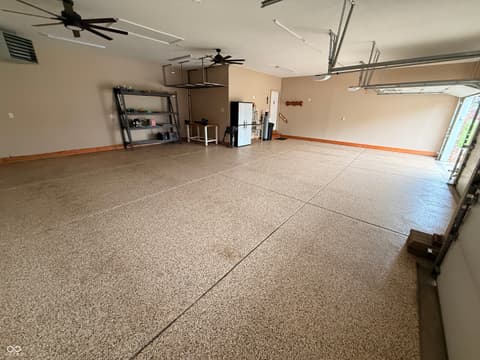 Garage at 5012 Harway Court, Indianapolis, IN