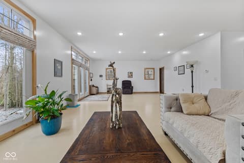 Photo of 6426 State Rd 142, Martinsville, IN