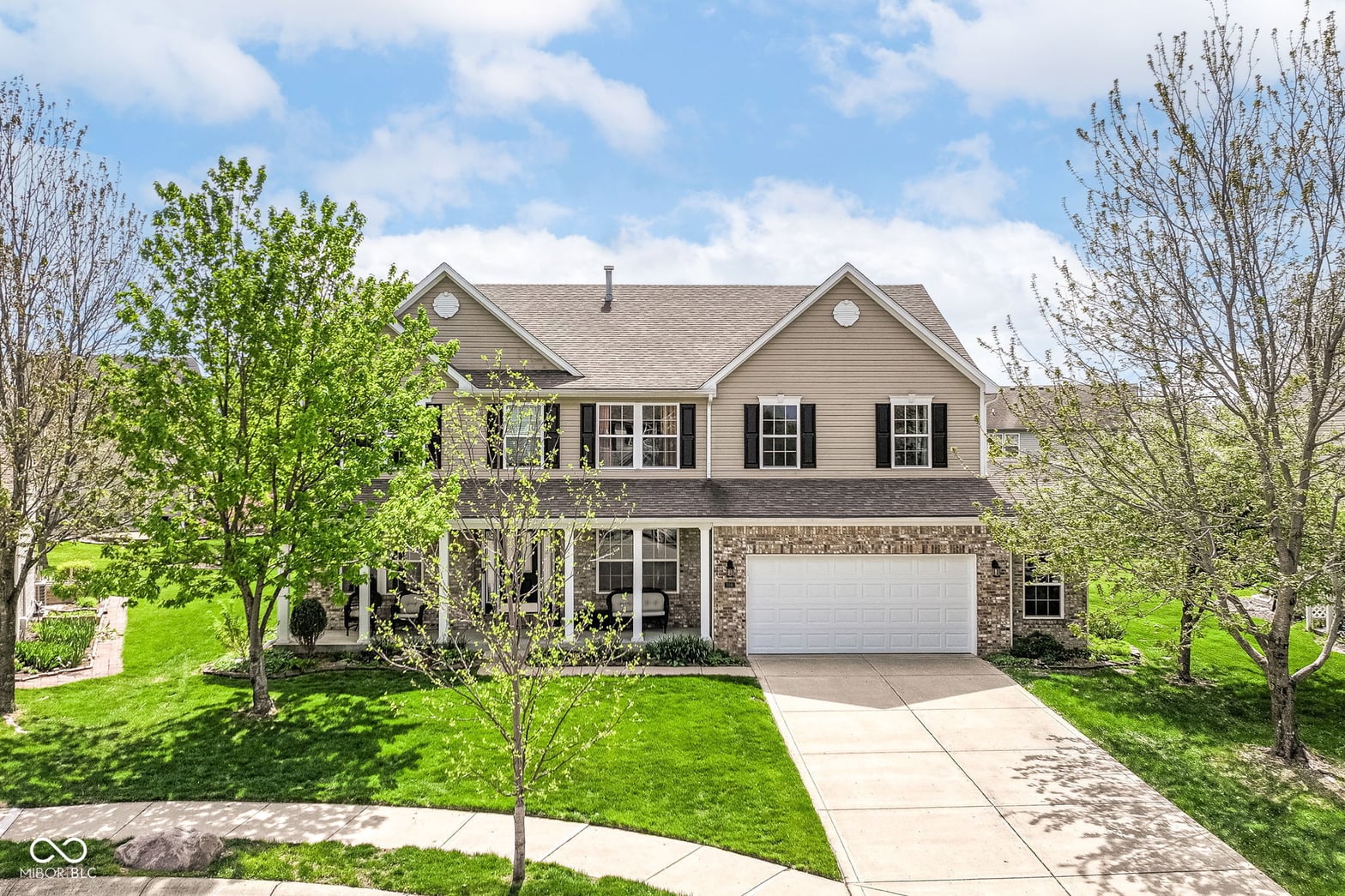 Front exterior at 11141 Craycroft Court, Fishers, IN