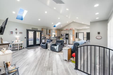 Photo of 220 N Jefferson Street, Nashville, IN
