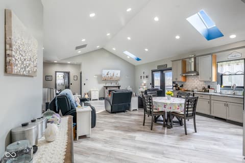 Photo of 220 N Jefferson Street, Nashville, IN