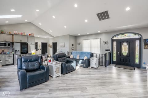 Photo of 220 N Jefferson Street, Nashville, IN