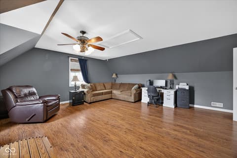 Living room at 981 Denali Drive, Spencer, IN