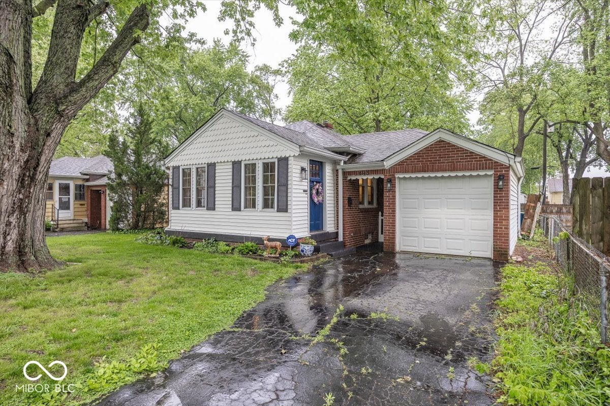 Photo of 6145 Evanston Avenue, Indianapolis, IN
