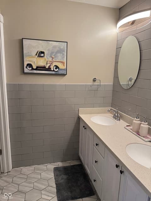 Photo of 84 Racquet Court, Greenwood, IN