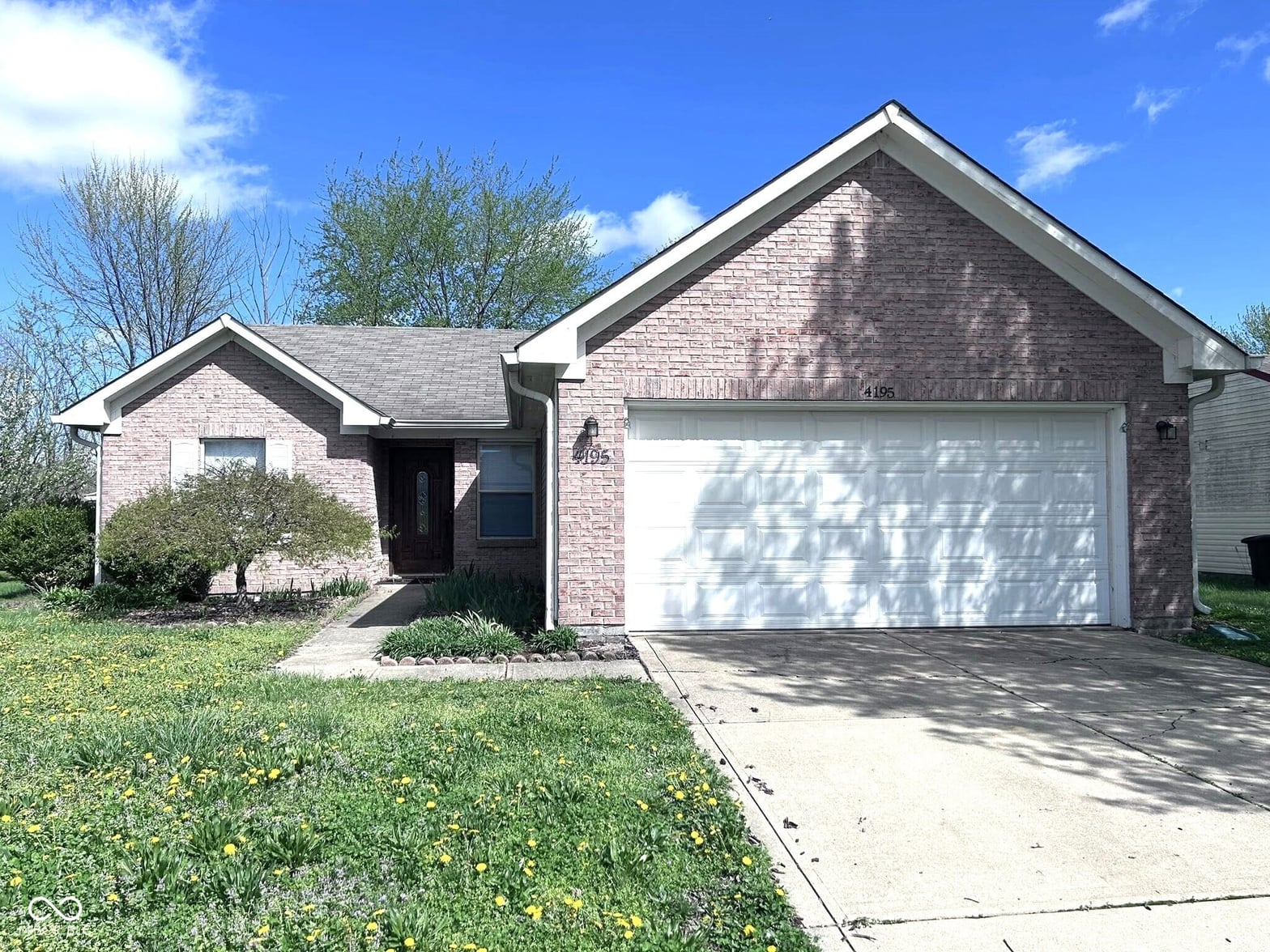 Photo of 4195 Knollwood Court, Franklin, IN