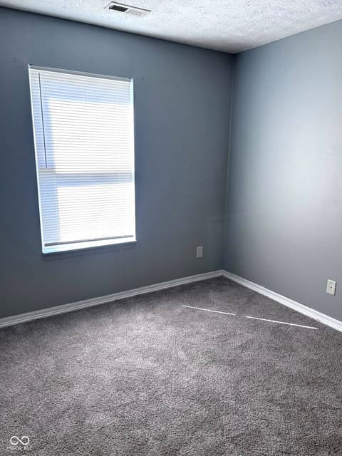 Photo of 4195 Knollwood Court, Franklin, IN