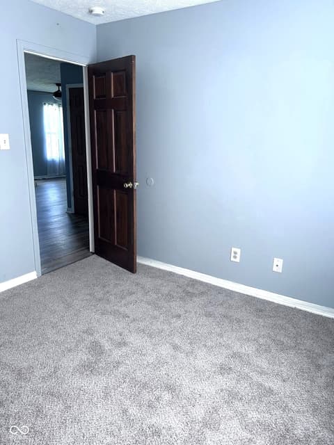 Photo of 4195 Knollwood Court, Franklin, IN