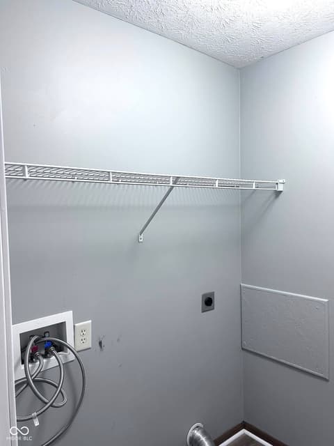 Photo of 4195 Knollwood Court, Franklin, IN