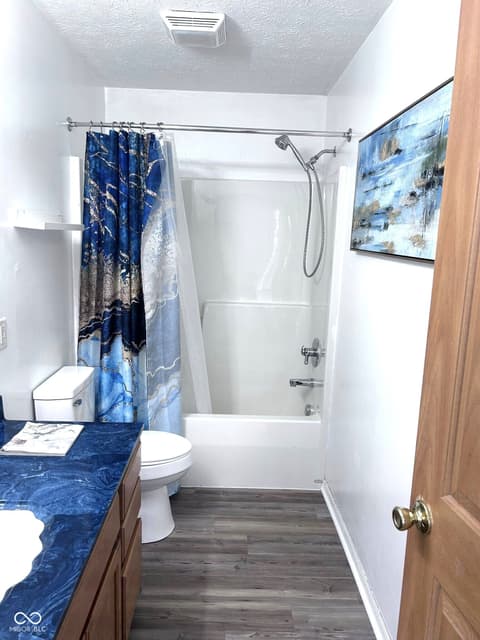 Photo of 4195 Knollwood Court, Franklin, IN