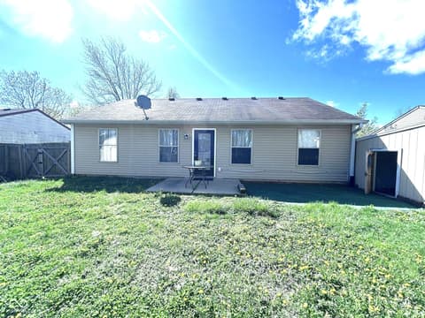 Photo of 4195 Knollwood Court, Franklin, IN