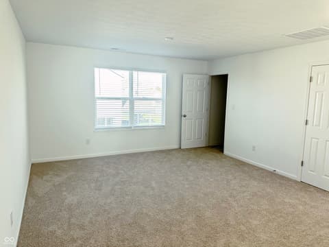 Photo of 5115 Triple Crown Way, Indianapolis, IN