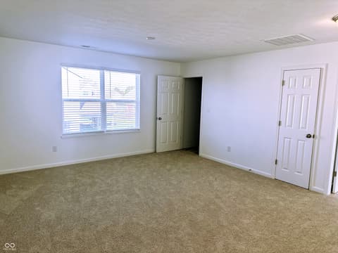 Photo of 5115 Triple Crown Way, Indianapolis, IN