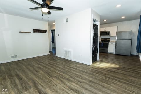 Photo of 65 Lincoln Avenue, Brownsburg, IN