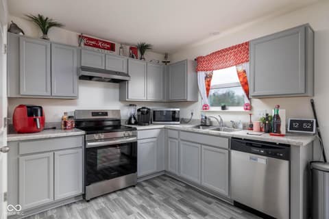 Kitchen at 3009 Lennon Lane, Indianapolis, IN