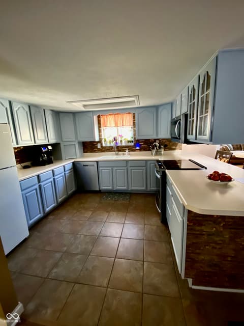 Kitchen at 7989 E County Road 200 N, Avon, IN