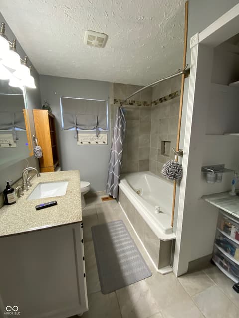 Bathroom at 7989 E County Road 200 N, Avon, IN