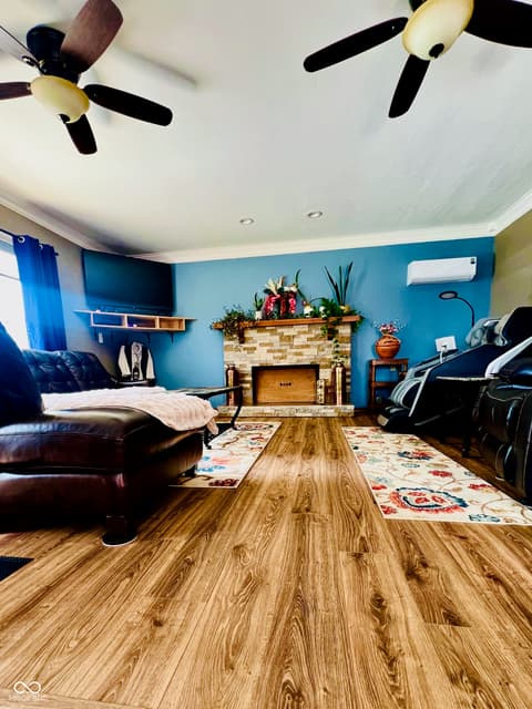 Family room at 7989 E County Road 200 N, Avon, IN