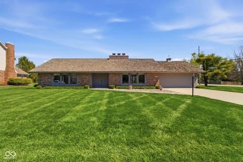 21102 N Banbury Road