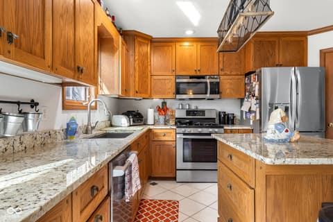 Photo of 2093 Iroquois Trail, Columbus, IN