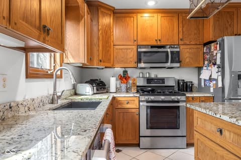 Photo of 2093 Iroquois Trail, Columbus, IN