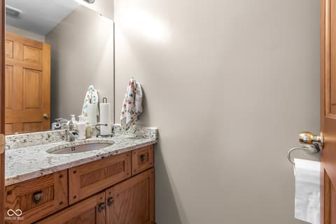 Photo of 2093 Iroquois Trail, Columbus, IN