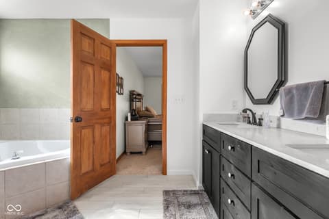 Photo of 2093 Iroquois Trail, Columbus, IN