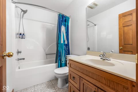 Photo of 2093 Iroquois Trail, Columbus, IN
