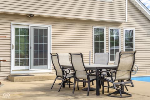 Photo of 2093 Iroquois Trail, Columbus, IN