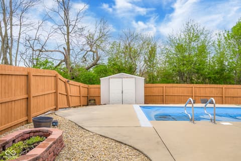 Photo of 2093 Iroquois Trail, Columbus, IN