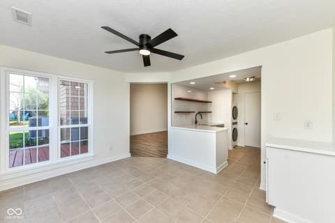 Dining room at 7321 Harbour Point, Indianapolis, IN